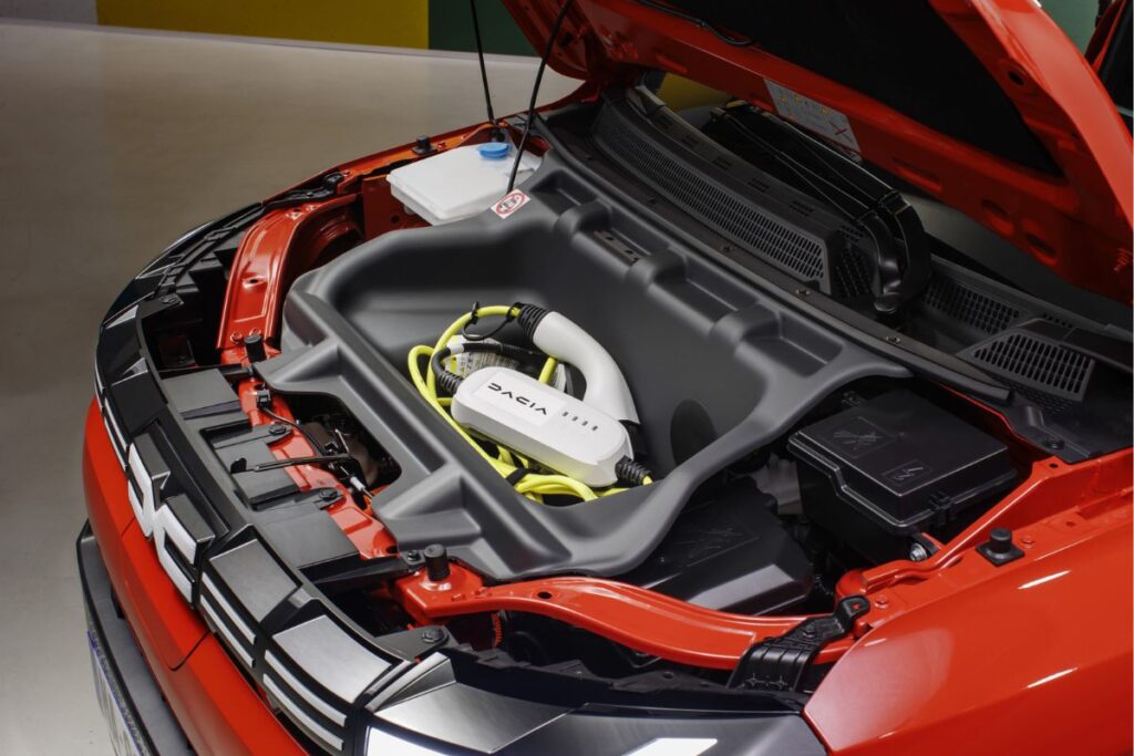 Dacia Spring 2024 com design renovado 4 Dacia Spring carregador bidirecional V2L