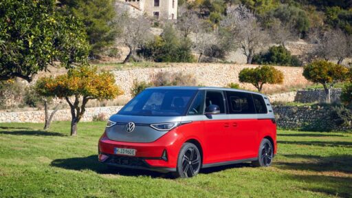 ID. Buzz GTX: a carrinha Bulli ganha versão desportiva 11 ID. Buzz GTX 4