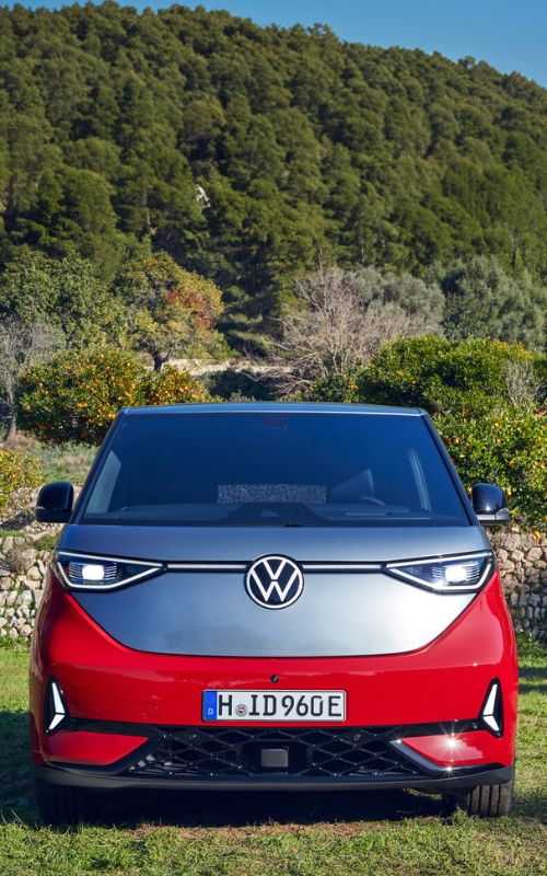 ID. Buzz GTX: a carrinha Bulli ganha versão desportiva 4 ID. Buzz GTX 4 frente