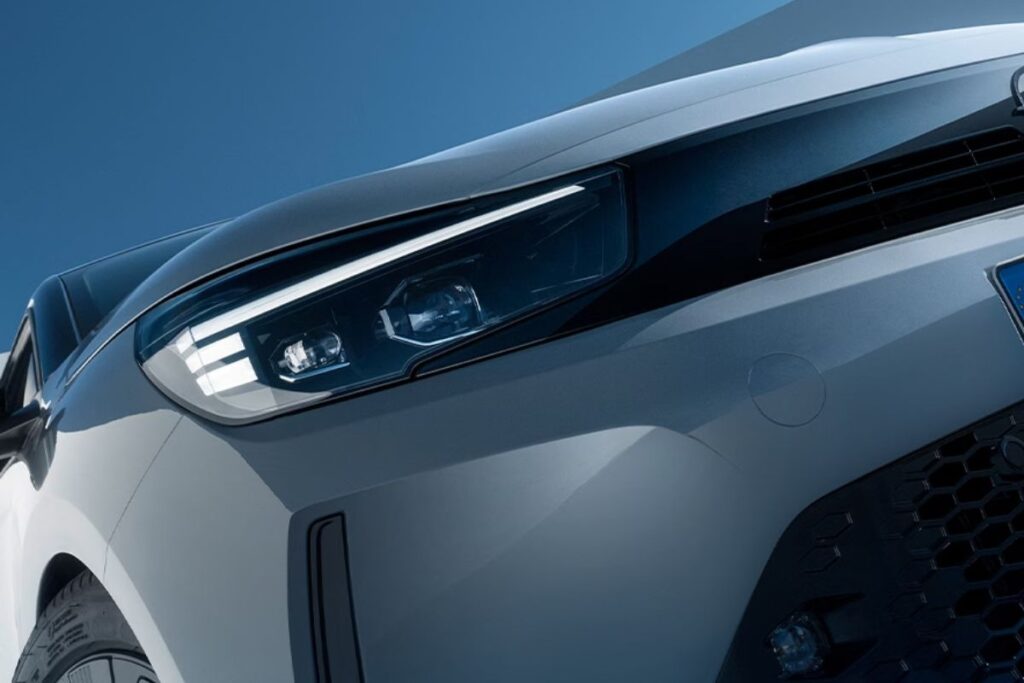 Opel Corsa Electric Yes custa 29.990 euros 4 óticas do Corsa Eletric Yes