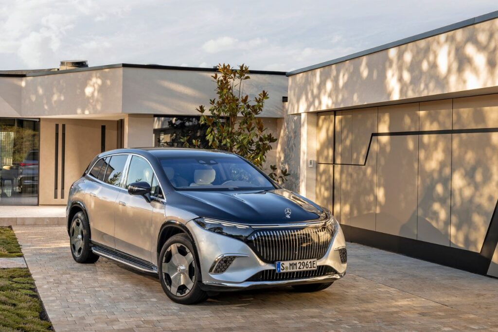 Mercedes-Maybach EQS 680 já pode ser encomendado 4 design mercedes maybach