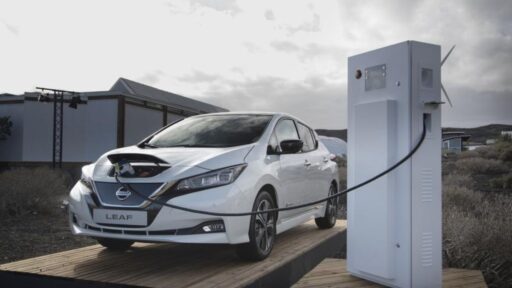 Tecnologia V2G: condutor ganha 100 dólares em 2 horas 6 Nissan Leaf tecnologia V2G