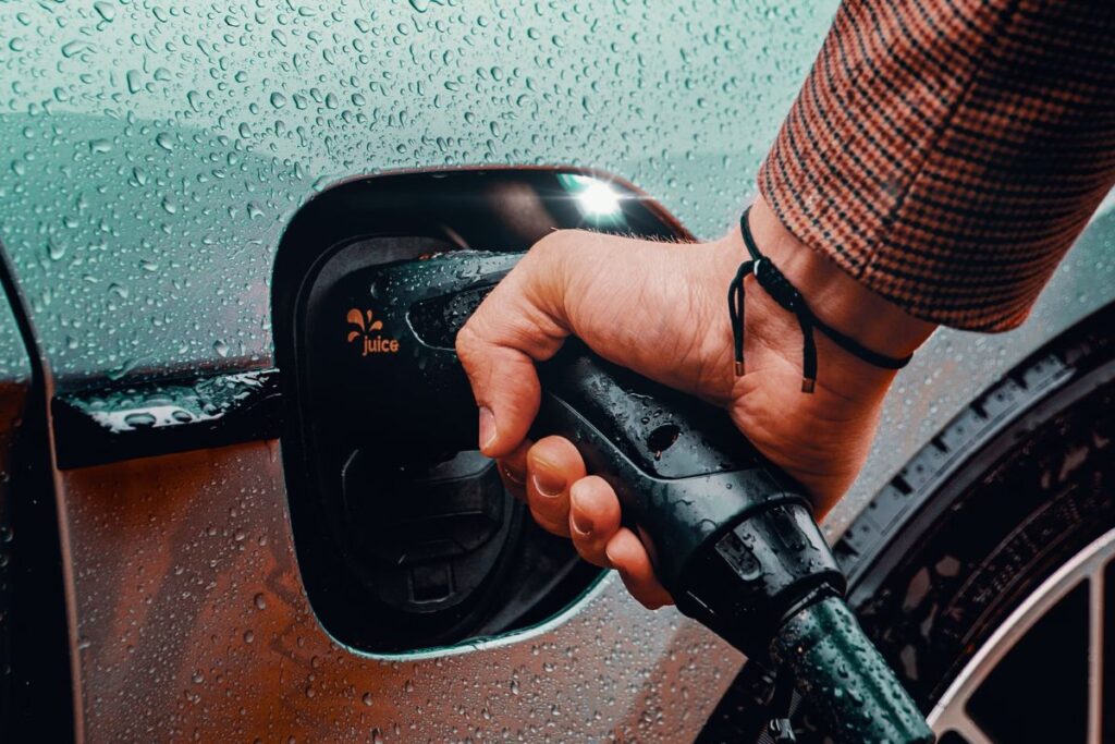 398.000 carregamentos em fevereiro na rede Mobi.E 3 398.000 carregamentos