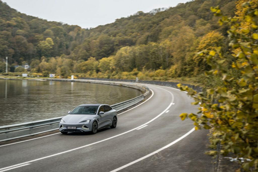 Automóveis elétricos chineses abalam indústria europeia 4 Byd Seal