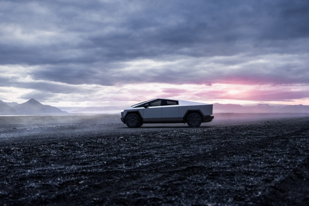 Cybertruck com problemas no acelerador atrasa entregas 3 Cybertruck problemas no acelerador