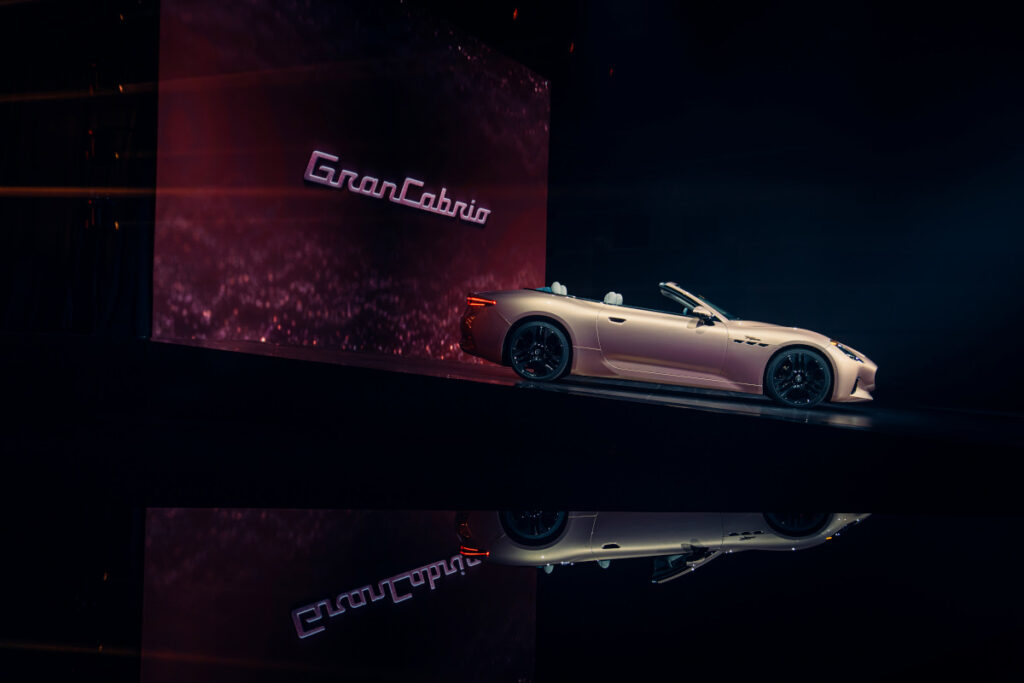 Maserati GranCabrio Folgore: o descapotável elétrico de luxo 6 Maserati Grancabrio Folgore apresentação