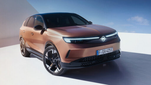 Novo Opel Grandland chega com autonomia de 700 km 11 Opel Granland