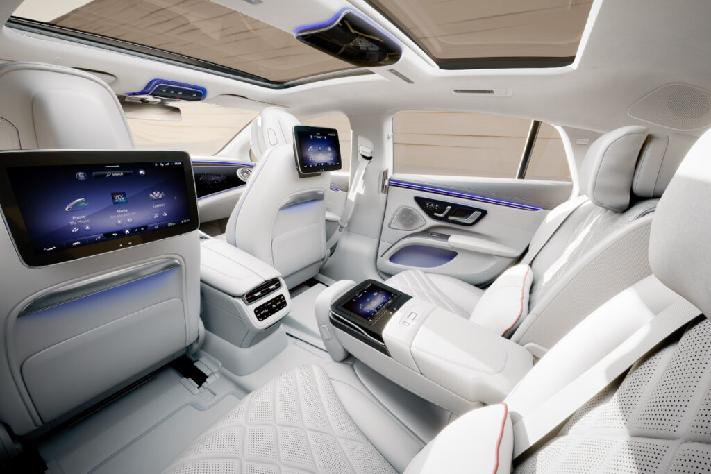 Mercedes EQS ganha autonomia e mantém preços 5 conforto EQS