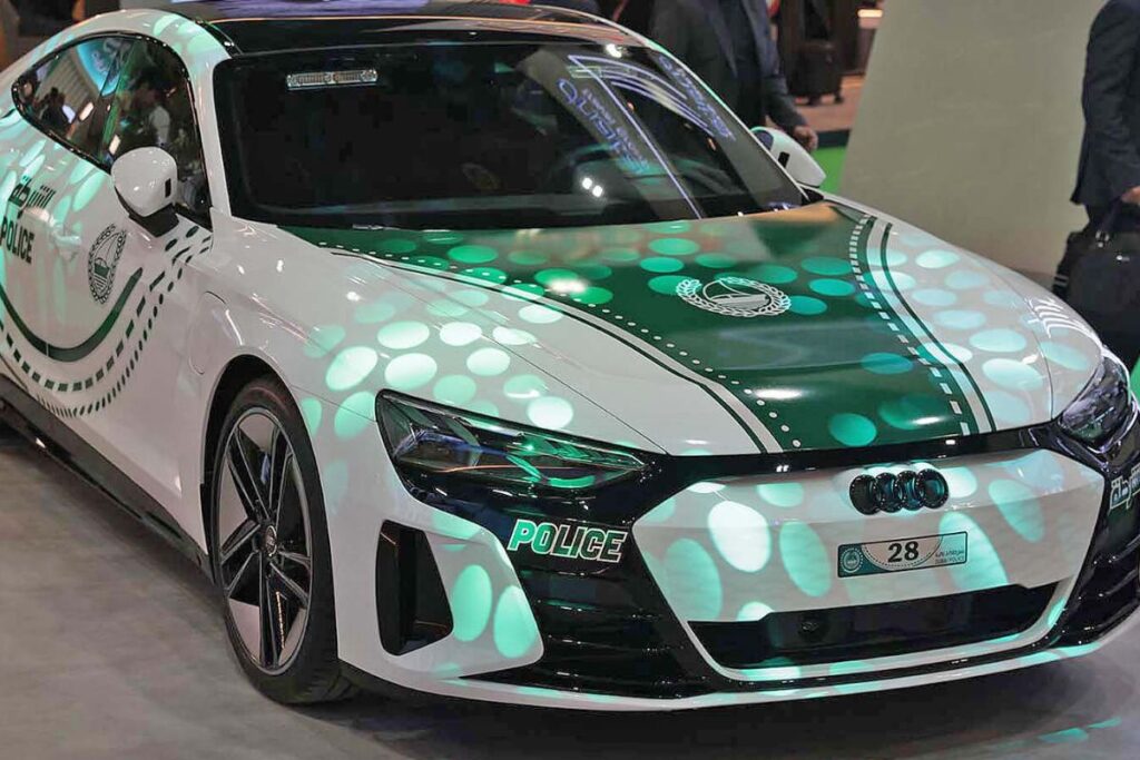 Polícia em Portugal usa frotas elétricas de formas diferentes 11 Audi policia