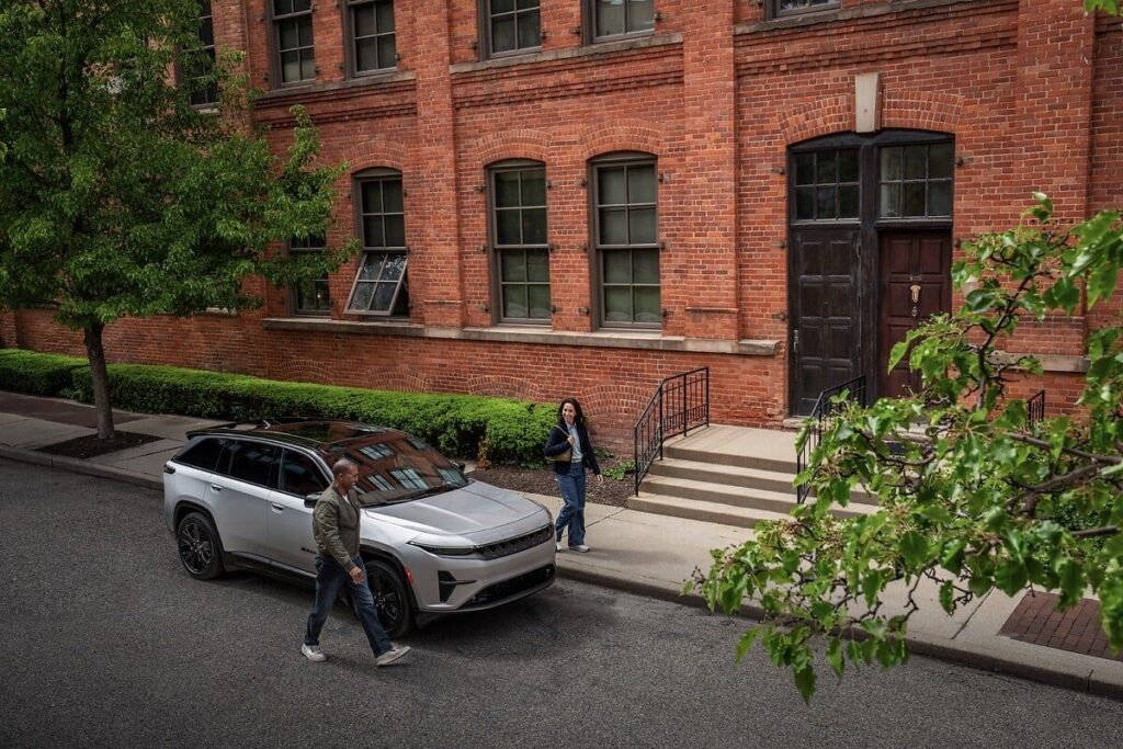 Jeep Wagoneer S: o primeiro 100% elétrico global da marca 3 Jeep Wagoneer S é novo capítulo