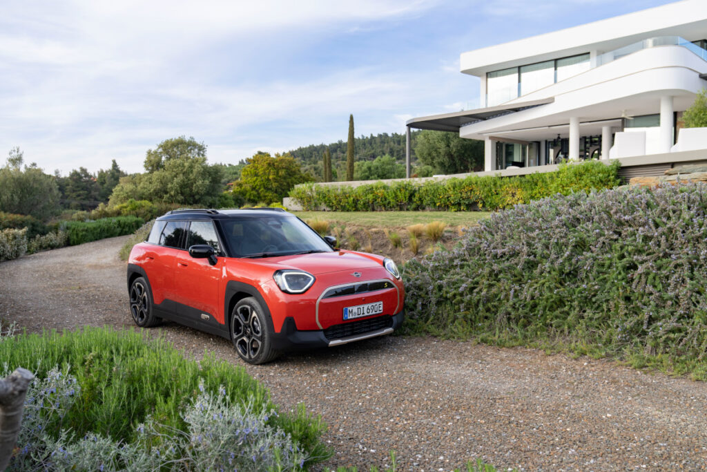 Mini Aceman: o novo crossover com estilo 3 Mini Aceman