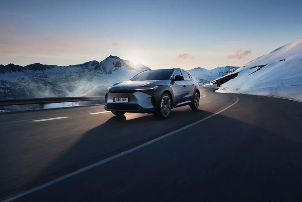 Toyota bZ4X com gama renovada em Portugal 5 novo bZ4X chega a Portugal