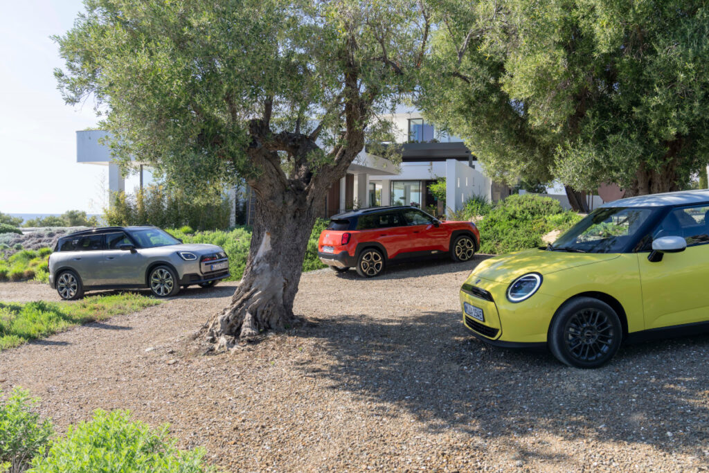 Mini Aceman: o novo crossover com estilo 5 Família