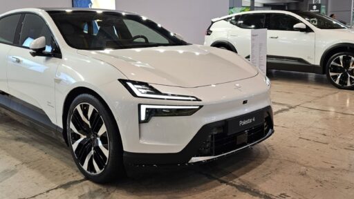 Polestar 4: o primeiro carro sem vidro traseiro chega a Portugal 14 Polestar 4