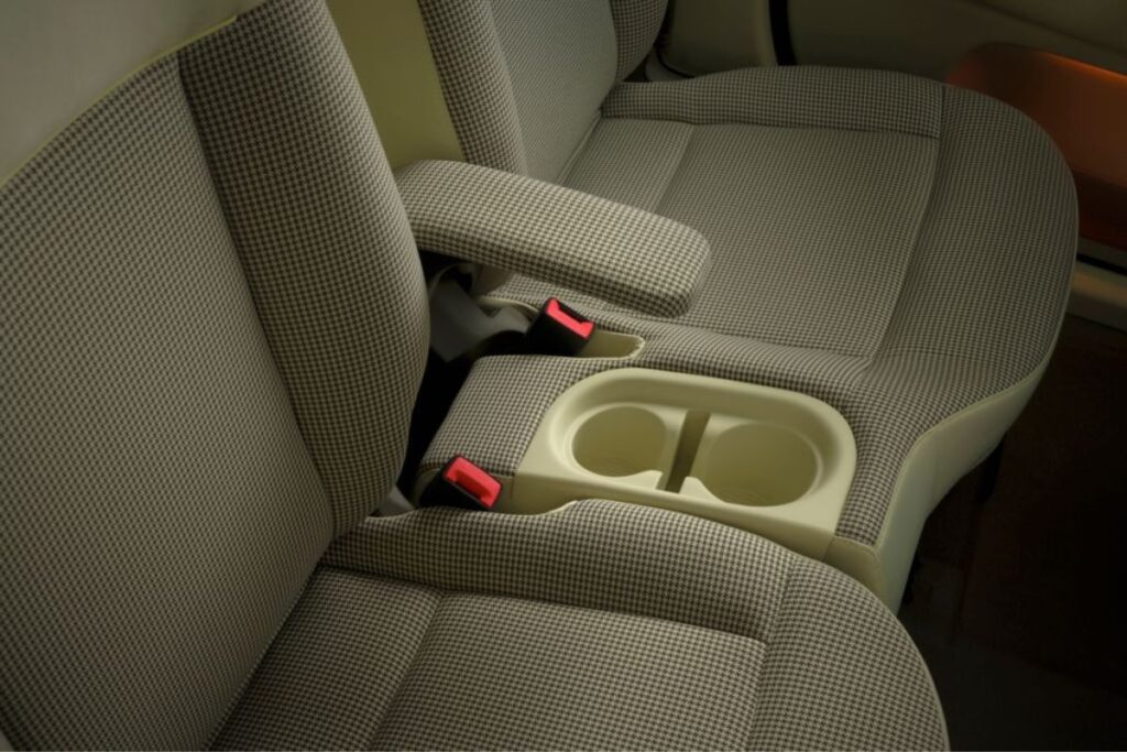 Inster: o pequeno SUV da Hyundai 8 Inster base copos