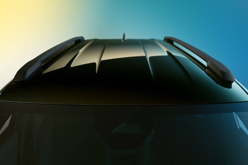 Renault 4 E-Tech: primeiras imagens fazem sonhar 5 R4 tejadilho