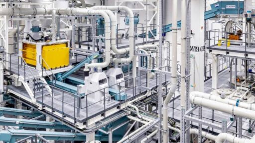 Fábrica de reciclagem de baterias da Mercedes é única na Europa 9 fábrica de reciclagem de baterias