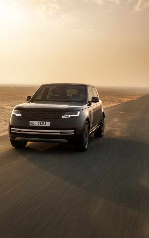 Range Rover Electric enfrenta 50 graus no deserto 7 Range Rover Electric estrada