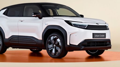 Toyota Urban Cruiser é novo SUV compacto 100% elétrico 11 Toyota Urban Cruiser