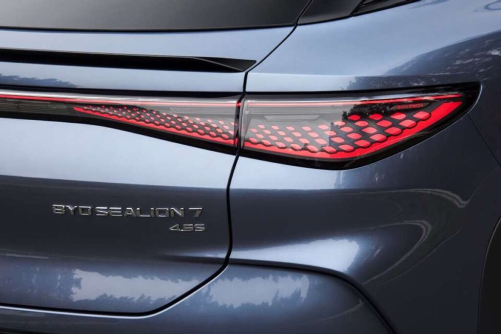 BYD Sealion 7 chega a Portugal com preços competitivos 6 BYD Sealion 7 otica