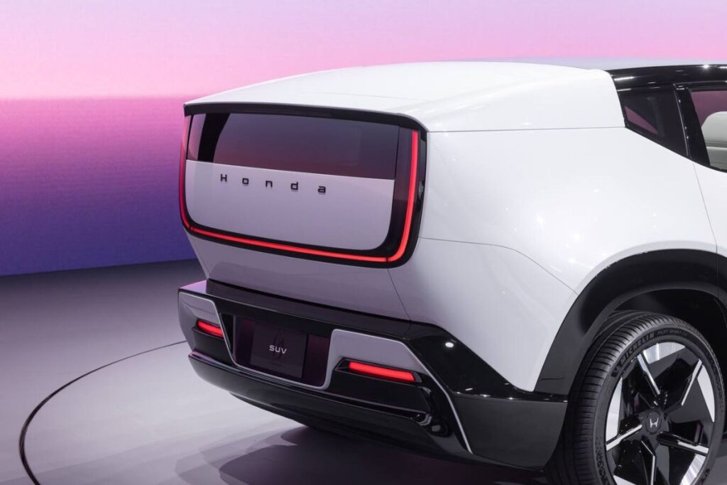 Série Honda 0 foi apresentada e chega ao mercado em 2026 9 Honda 0 SUV traseira