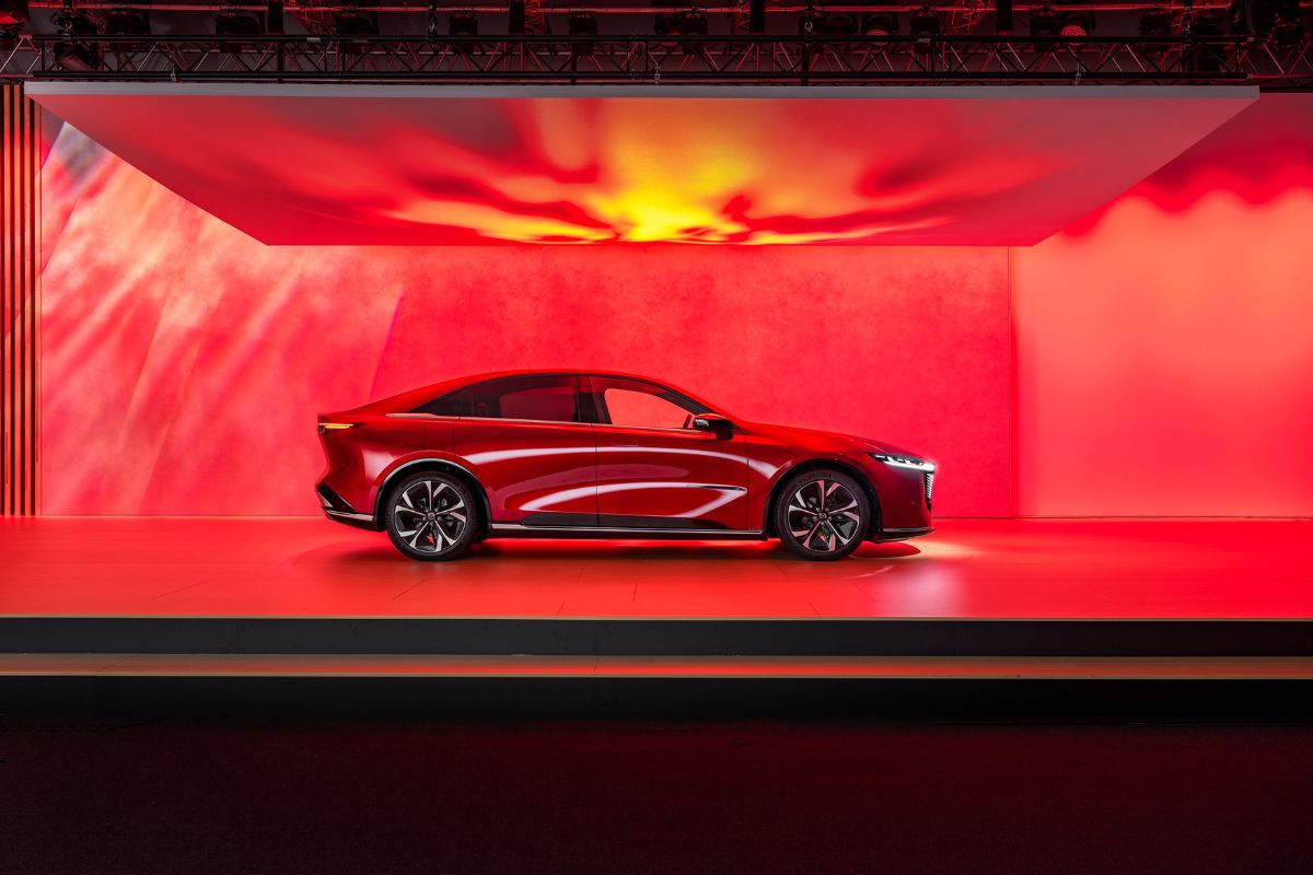 Mazda 6e 100% elétrico chega no verão à Europa 2 Mazda 6e
