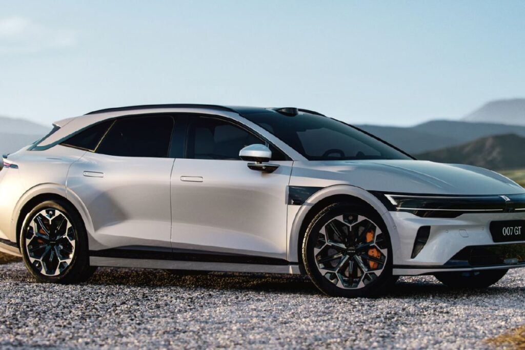 Carrinha Zeekr 7 GT lançada em simultâneo na Europa e China 4 Zeekr 7 GT