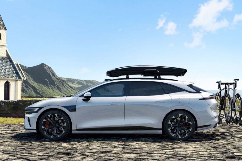 Carrinha Zeekr 7 GT lançada em simultâneo na Europa e China 3 Zeekr 7 GT