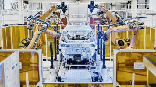 Comissão Europeia lança diálogo para salvar indústria automóvel 12 diálogo indústria