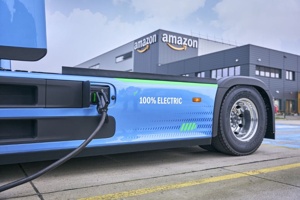 Amazon compra 200 camiões elétricos eActros 600 5 Amazon