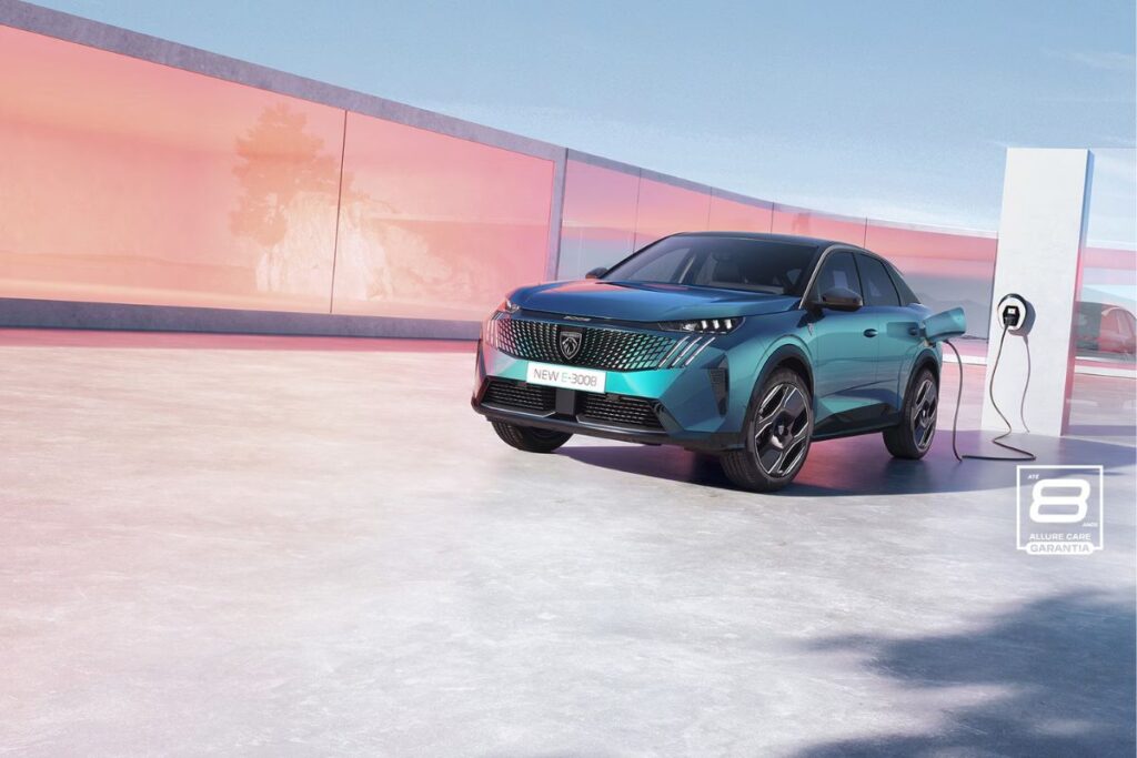 E-3008 e E-5008 ganham versão Long Range 3 E-3008 e E-5008