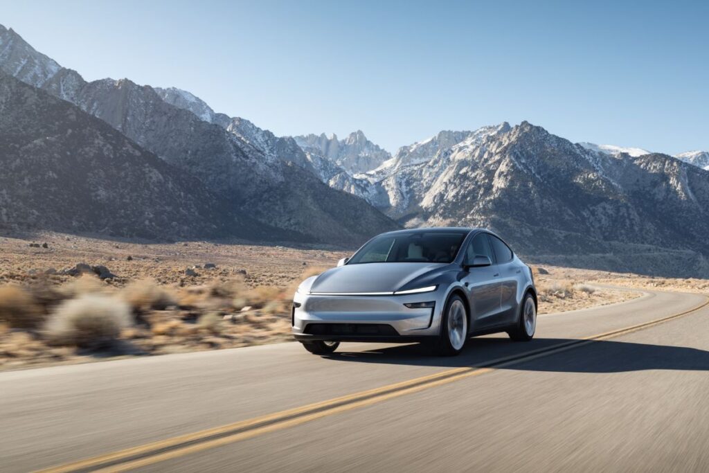 Tesla Model Y 2025 ganha novas versões para encomenda 3 Model Y 2025