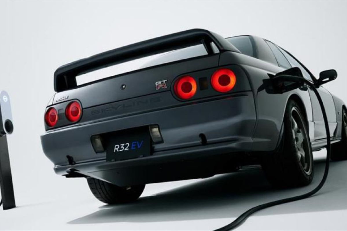 Lendário Nissan R32 transformado em 100% elétrico 2 O Nissan R35