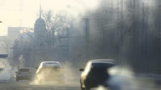 Emissões de CO2 rodoviárias atingem pico em 2025 11 emissões de CO2