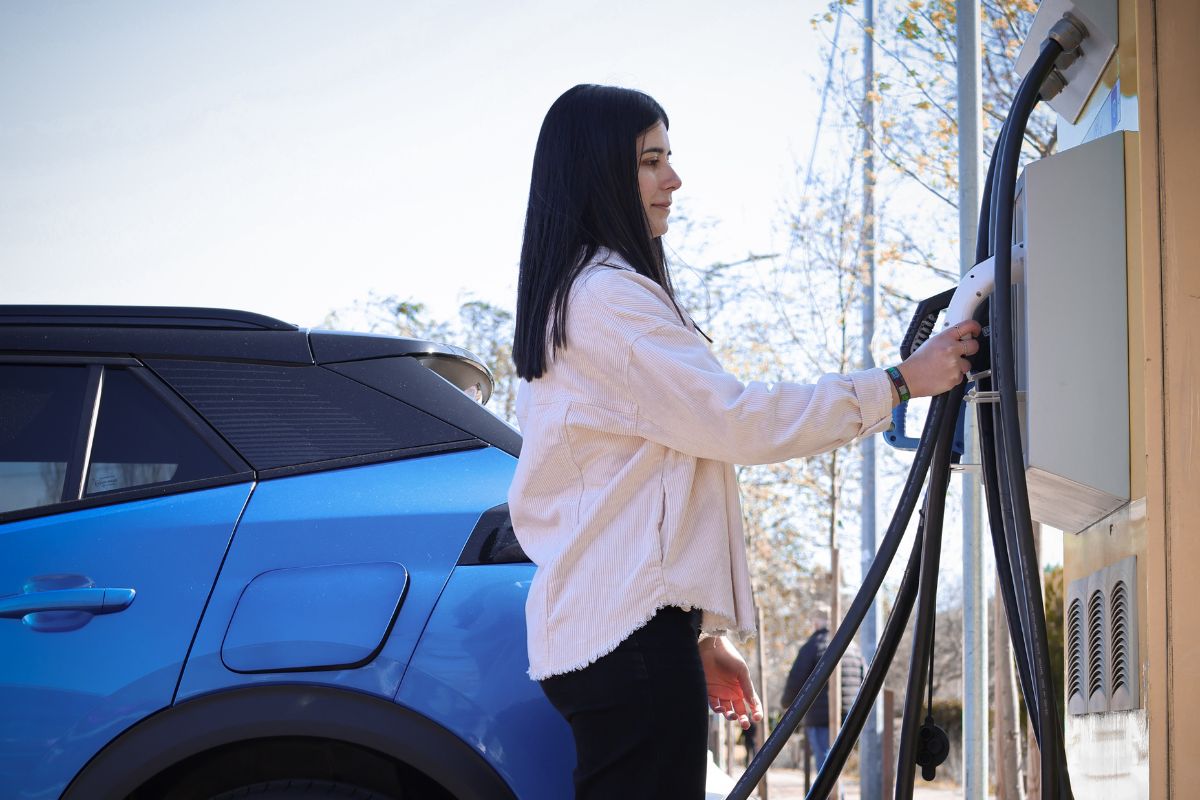 Arranca 2ª fase das Ruas Elétricas para 40 postos em 18 municípios 2 Ruas Elétricas