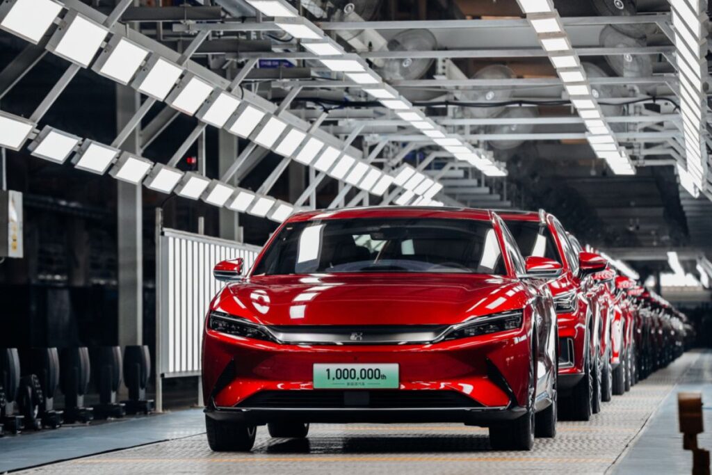 BYD quer terceira fábrica na Europa, anuncia Stella Li 4 Fábrica BYD