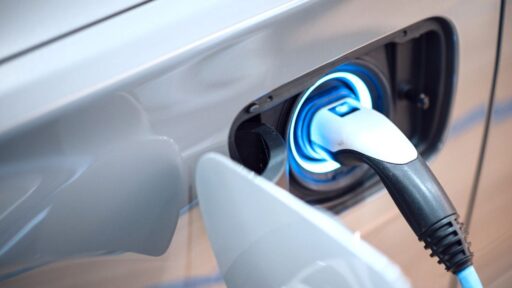 Rede pública de carregamento cresce 50% face ao ano passado 10 cresce 50%