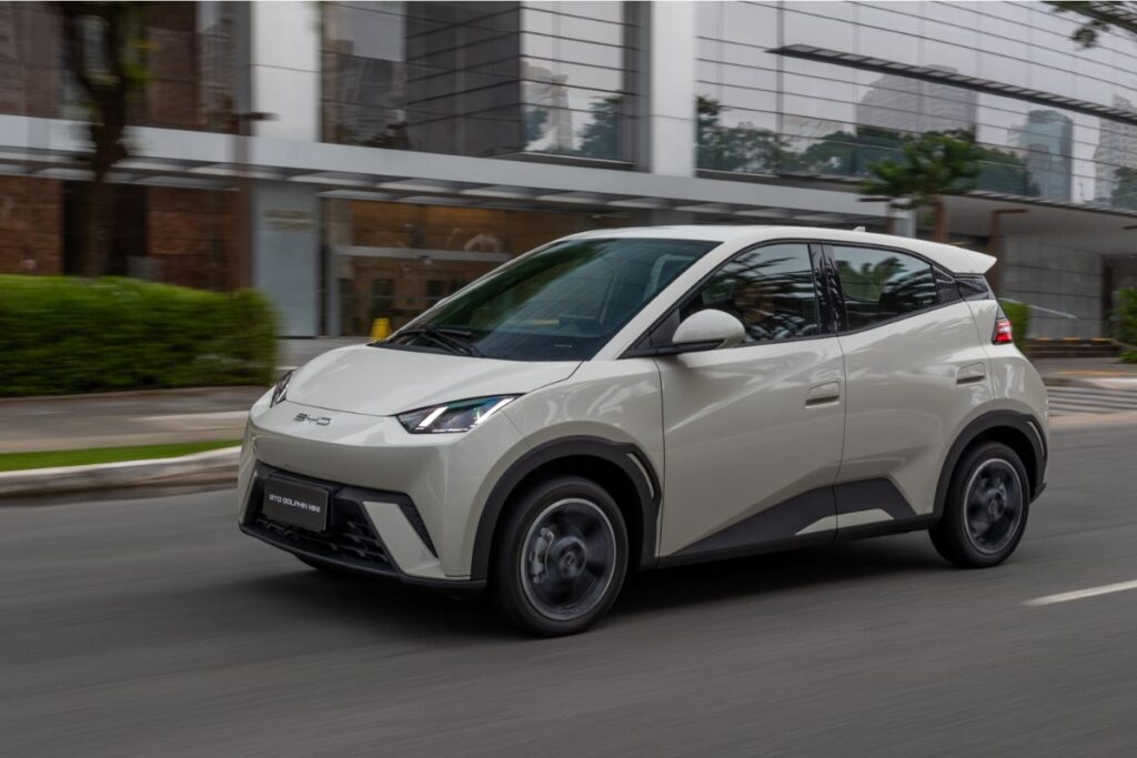 Primeiros 900 BYD Dolphin da Tailândia para a Europa 3 carro do ano Tailândia