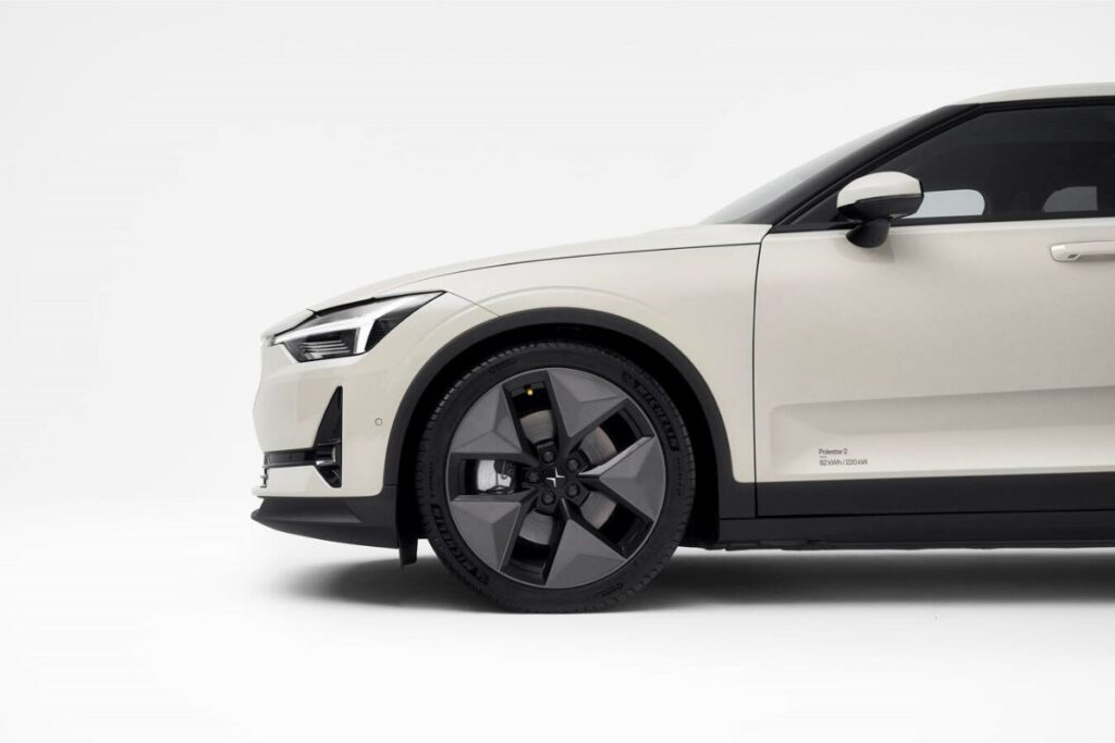 Polestar 2 tem atualização com mais tecnologia 6 Polestar 2 jantes