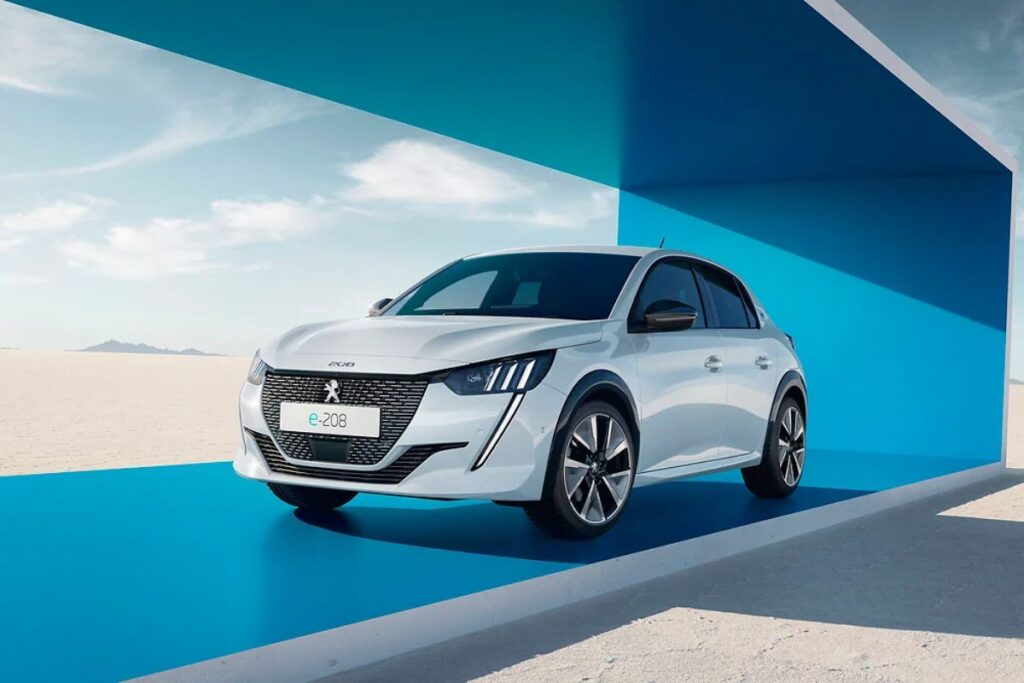 Tesla recupera 1º lugar de vendas em Portugal 5 Peugeot