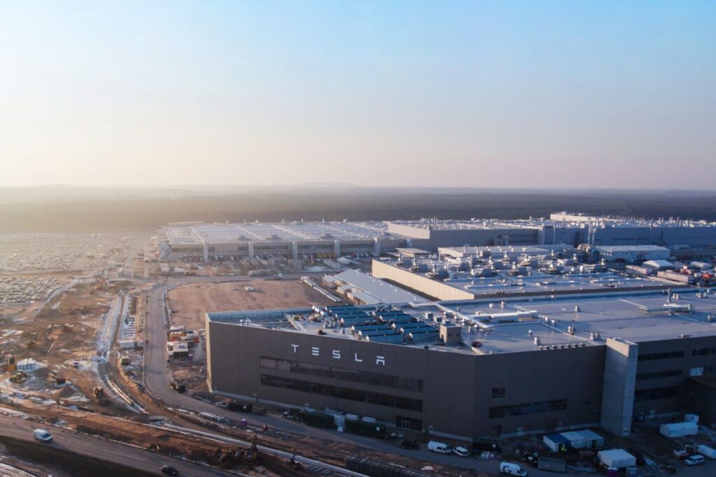 Vendas globais da Tesla caem 13% no primeiro trimestre de 2025 4 fabrica Tesla