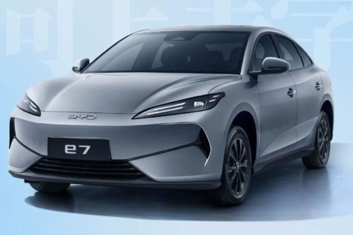 BYD e7, o sedan 100% elétrico de gama baixa, virá para a Europa? 2 BYD e7