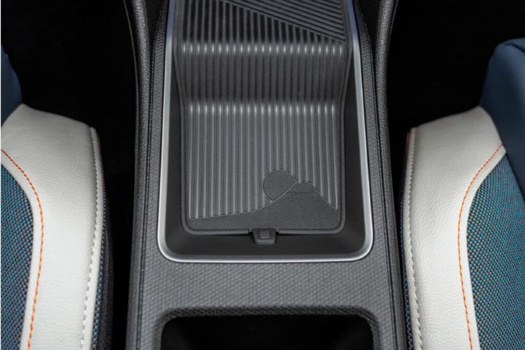 Nissan Micra 100% elétrico chega no fim do ano 5 Nissan Micra