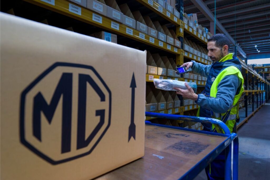MG garante peças em 24 horas com novo armazém em Espanha 3 Armazém MG