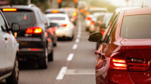 INE: Carros elétricos e híbridos representam 6,7% do tráfego nacional 8 INE