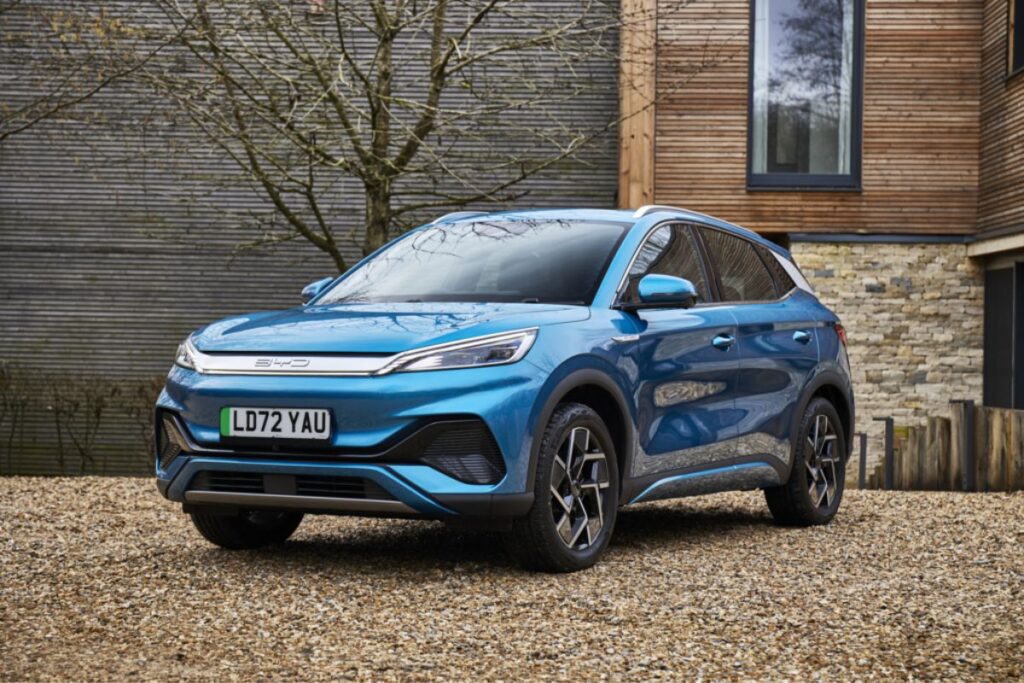 Carros da Xiaomi chegam à Europa em 2027. Oficial 4 BYD Atto 3