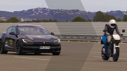 Euro NCAP: Volvo EX30 e Tesla S com condução assistida "deficiente" 30 condução assistida