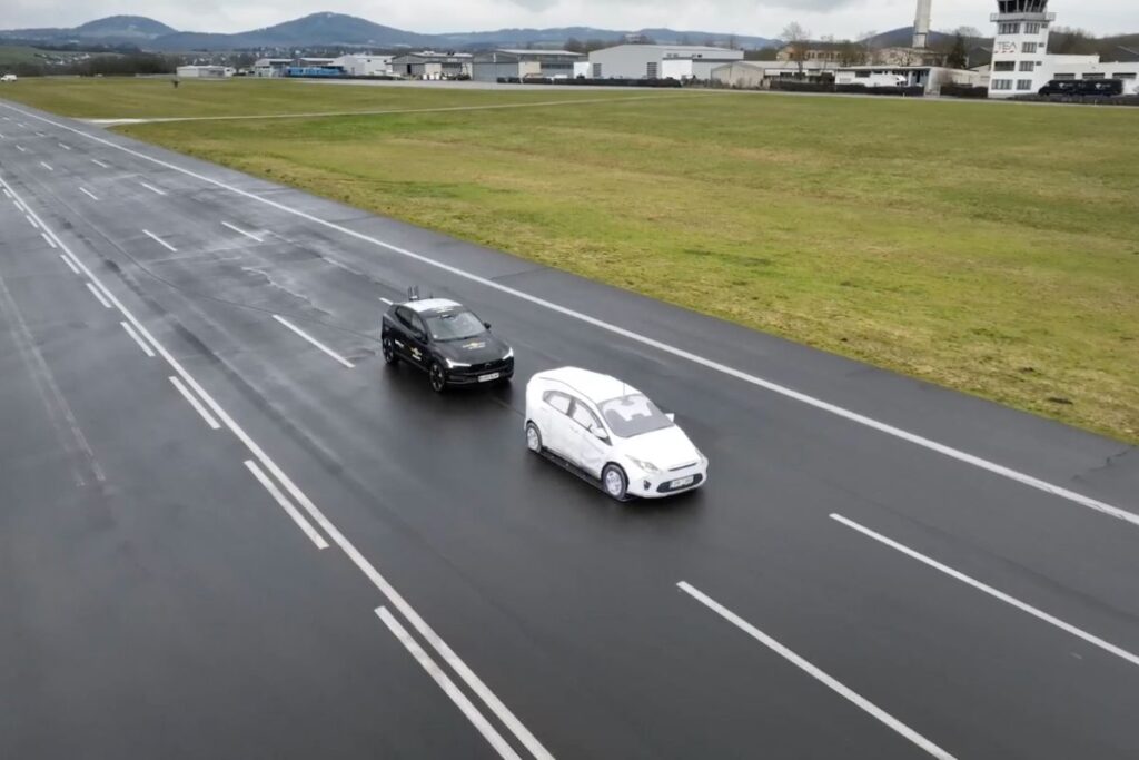 Euro NCAP: Volvo EX30 e Tesla S com condução assistida "deficiente" 9 Condução assistida