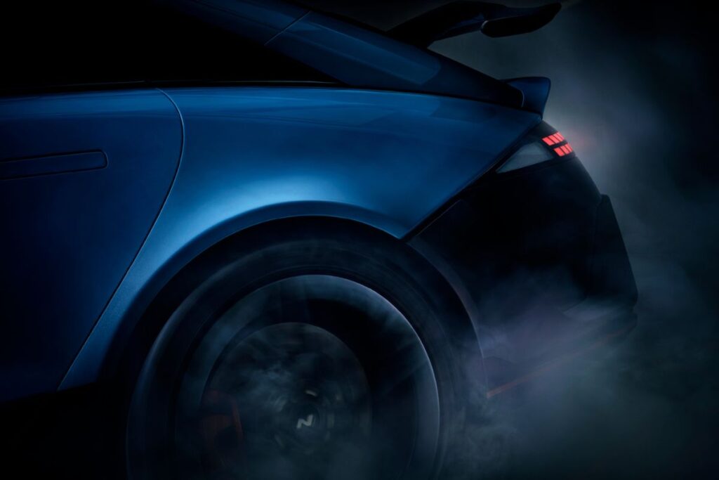 Hyundai Ioniq 6 N: as primeiras imagens do familiar de desempenho elétrico 3 Hyundai IONIQ 6 N lado