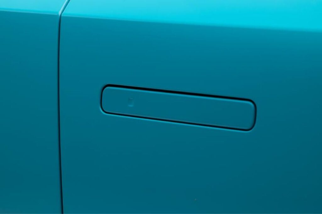 O novo Nissan Leaf chega no outono com 604 km de autonomia 8 Nissan Leaf puxador